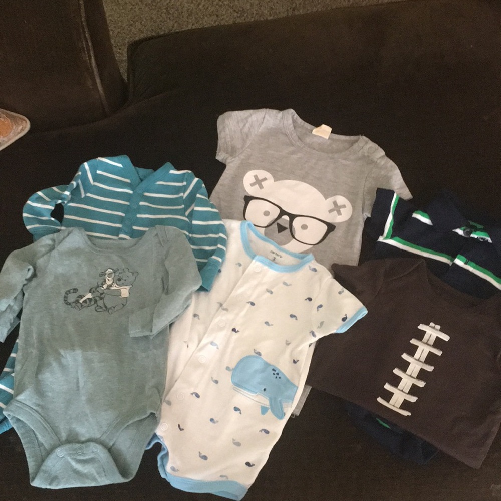 Lot of 6 infant boy clothes sizes 0-3, 3, & 6-9 mo